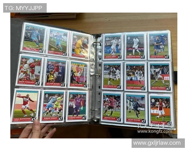 球星卡收藏全攻略：足球卡片的历史、分类与投资价值详解